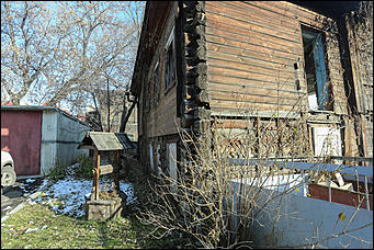 1 ноября 2017 г., Барнаул. Екатерина Смолихина   Заброшенная история: как в центре Барнаула исчезает деревянная архитектура