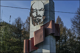 25 октября 2017 г., Барнаул. Екатерина Смолихина   На юге среди сосен: фотопрогулка по барнаульскому посёлку Южный