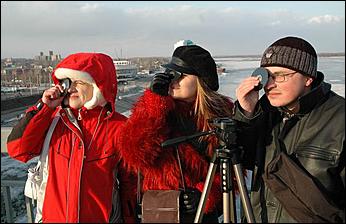 Затмение Солнца в Барнауле 29.03.06   <P>&nbsp;</P>