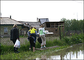 8 июня 2007 г., Барнаул   Затон: в ожидании подъема воды