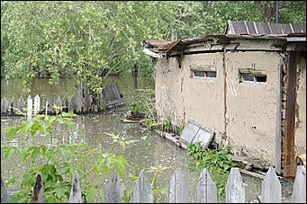 8 июня 2007 г., Барнаул   Затон: в ожидании подъема воды
