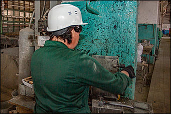 17 август 2016 г., Барнаул © Амител Вячеслав Мельников   Как рождаются мосты: фоторепортаж с единственного в Сибири завода мостовых конструкций  