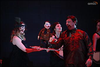 9 ноября 2019 г., Барнаул   Мир куклы: как открывали театральный фестиваль "Зазеркалье" в Барнауле