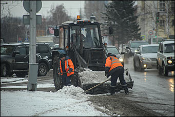 14 ноября 2017 г., Барнаул. Екатерина Смолихина   Привет, сугробы: Барнаул окончательно вступил в период "белой оккупации"