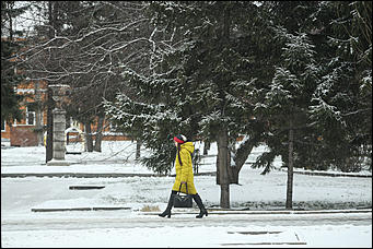 14 ноября 2017 г., Барнаул. Екатерина Смолихина   Привет, сугробы: Барнаул окончательно вступил в период "белой оккупации"
