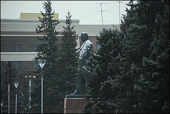 14 ноября 2017 г., Барнаул. Екатерина Смолихина   Привет, сугробы: Барнаул окончательно вступил в период "белой оккупации"