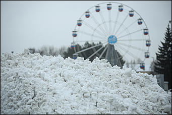 14 ноября 2017 г., Барнаул. Екатерина Смолихина   Привет, сугробы: Барнаул окончательно вступил в период "белой оккупации"