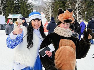 1 декабря 2019 г., Алтайский край   Вкусная еда, огненное шоу и лебеди: как прошла "Алтайская зимовка"-2019