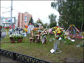 31 август 2013 г., Барнаул   Выставка цветов и Фестиваль национальных культур