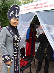 31 август 2013 г., Барнаул   Выставка цветов и Фестиваль национальных культур