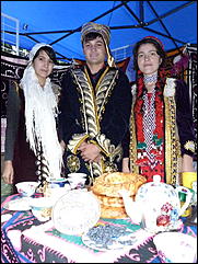 31 август 2013 г., Барнаул   Выставка цветов и Фестиваль национальных культур