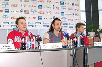 Фоторепортаж   Ледовое шоу "Звезды на льду" в Барнауле