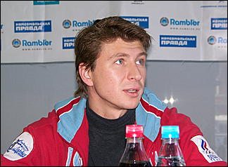 Фоторепортаж   Ледовое шоу "Звезды на льду" в Барнауле