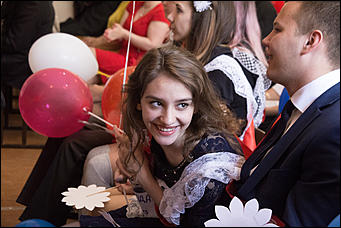 25.06.2017    Смех и слезы. Как в Барнауле прошли "последние звонки"?