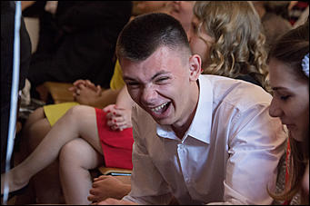 25.06.2017    Смех и слезы. Как в Барнауле прошли "последние звонки"?