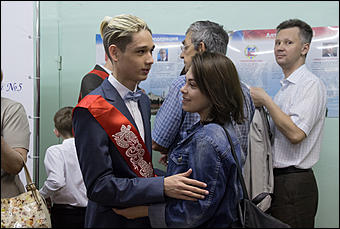 25.06.2017    Смех и слезы. Как в Барнауле прошли "последние звонки"?