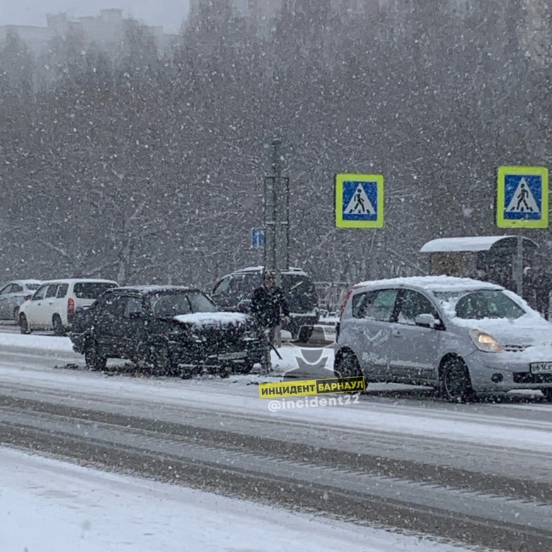 Фото: "Инцидент Барнаул"