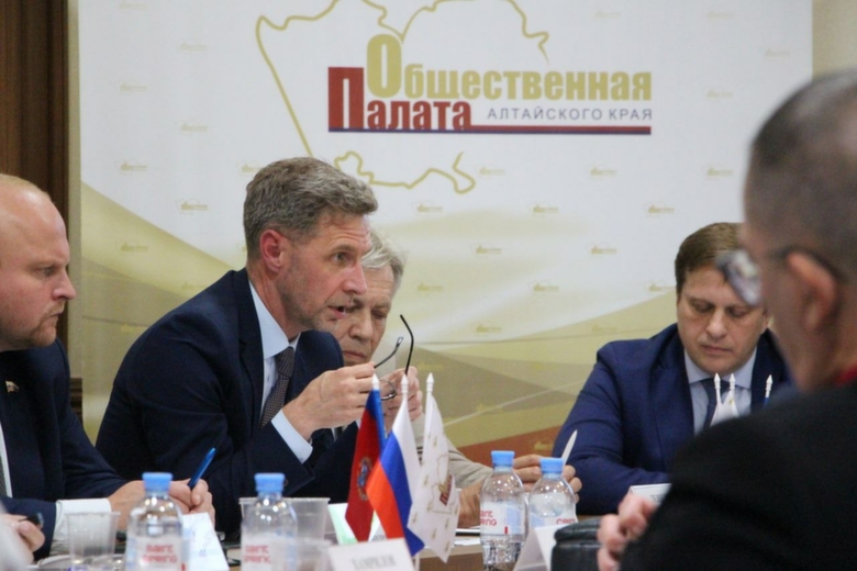 Заседание комиссии ОП АК по вопросам охраны здоровья граждан и развития здравоохранения / Фото: пресс-служба ОП АК