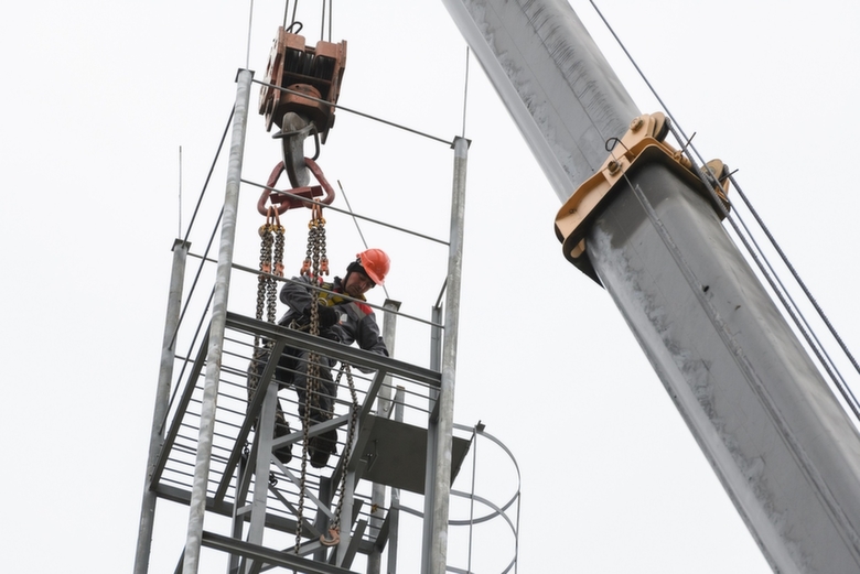 Монтаж сотовой станции / Фото: "Ростелеком"