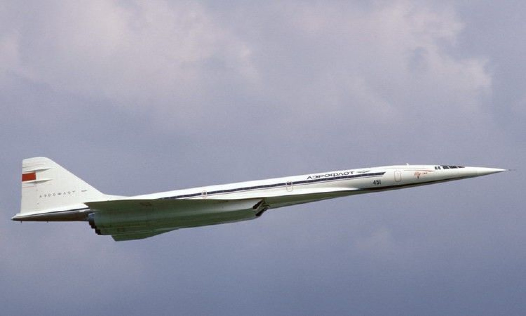 ту-144 сверхзвуковой самолёт. сверхзвуковой пассажирский самолет ту-144. конкорд сверхзвуковой самолёт. сверхзвуковой пассажирский самолёт ту-144 ссср. сверхзвуковой пассажирский самолет ссср.