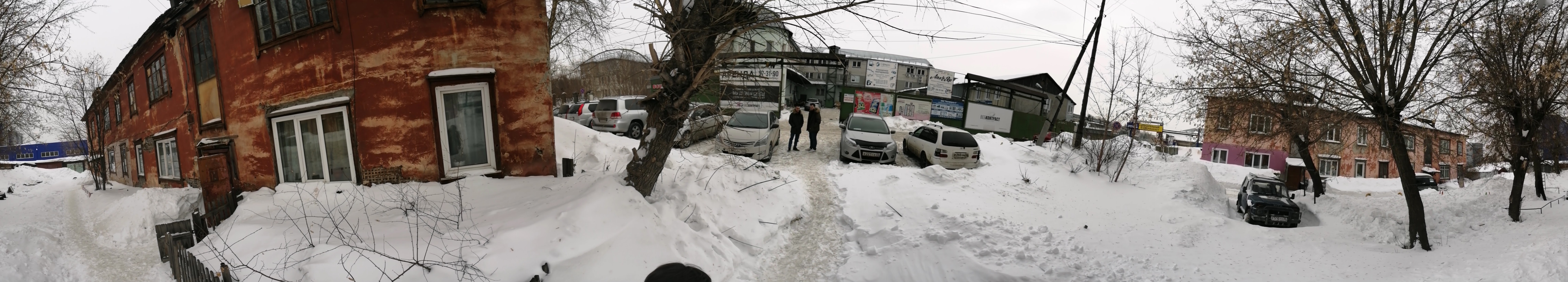 Панорама: двор дома, в котором Давлат спас умирающую женщину / Фото: amic.ru