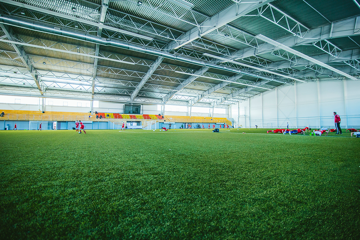 Манеж темп. Манеж темп. Манеж темп барнаул. Спорткомплекс темп барнаул. Ск темп барнаул.