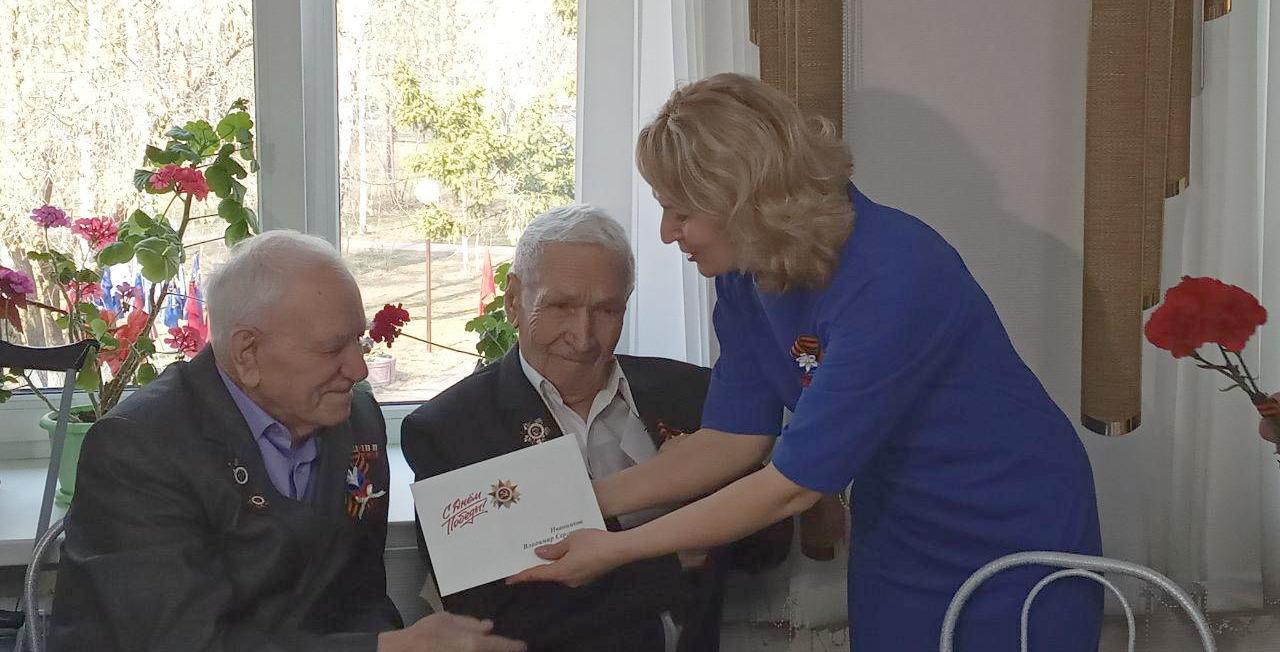 Дом ветеранов барнаул. Кгбсусо "барнаульский дом-интернат. Барнаульский дом престарелых. Дом-интернат для престарелых и инвалидов барнаул. Барнаульский дом престарелых.