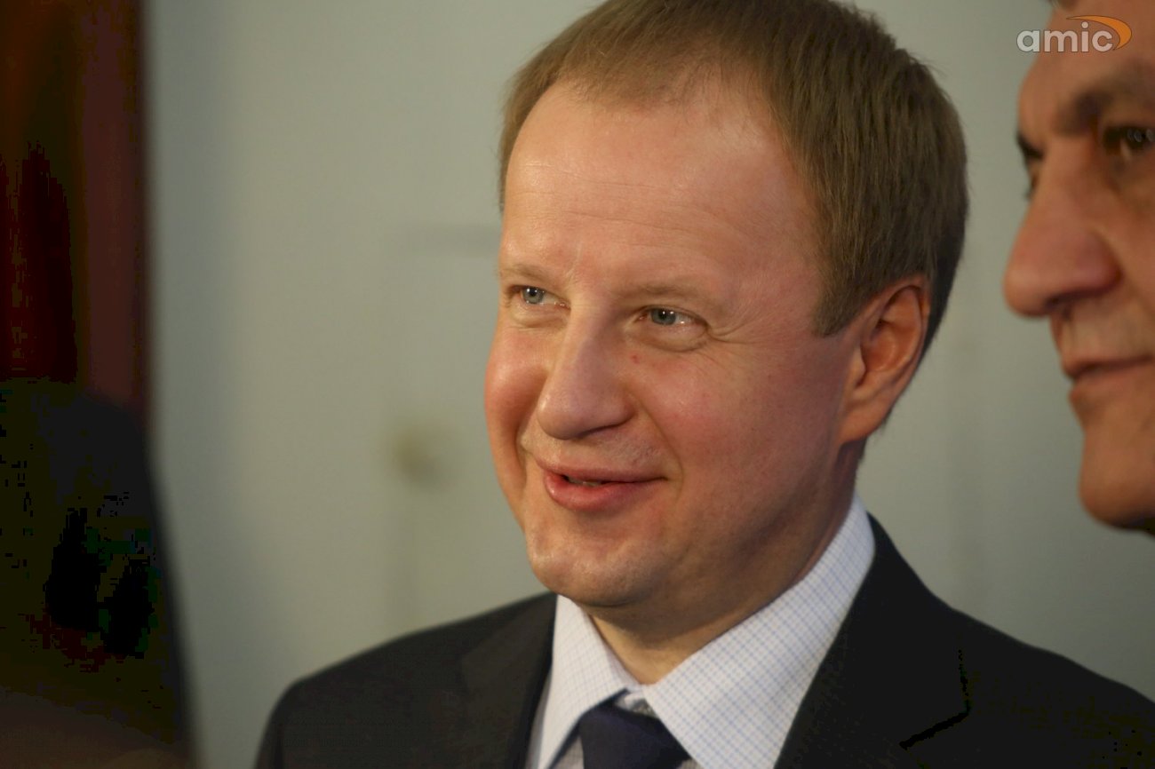 ... Но есть место и для живых эмоций